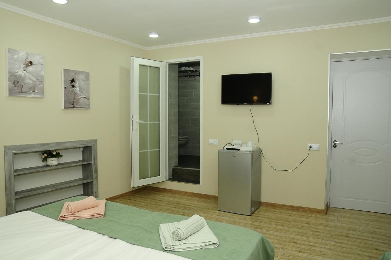 קאחתי Erik'S Guest House מראה חיצוני תמונה